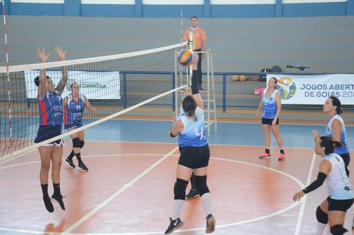 Formosa e Alvorada definem últimos classificados para Jogos Abertos