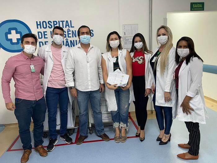 Hugo realiza visita terapêutica diariamente