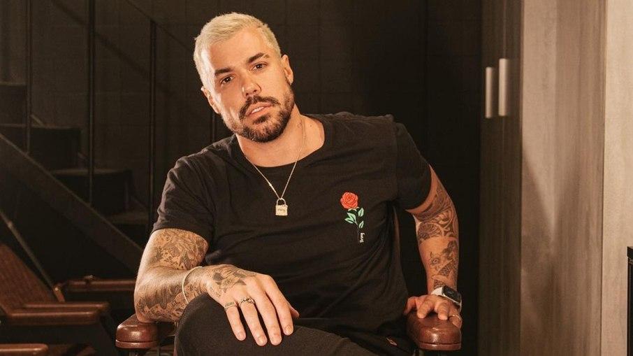 Lipe Ribeiro ganha novo programa sobre pegação na MTV