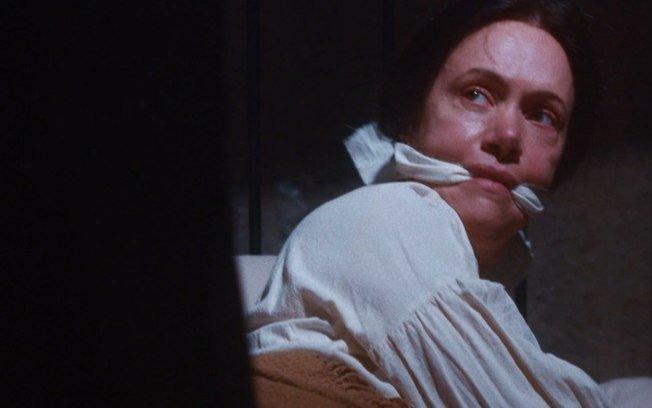 'Nos Tempos do Imperador': Dolores foge de hospício e confronta Tonico