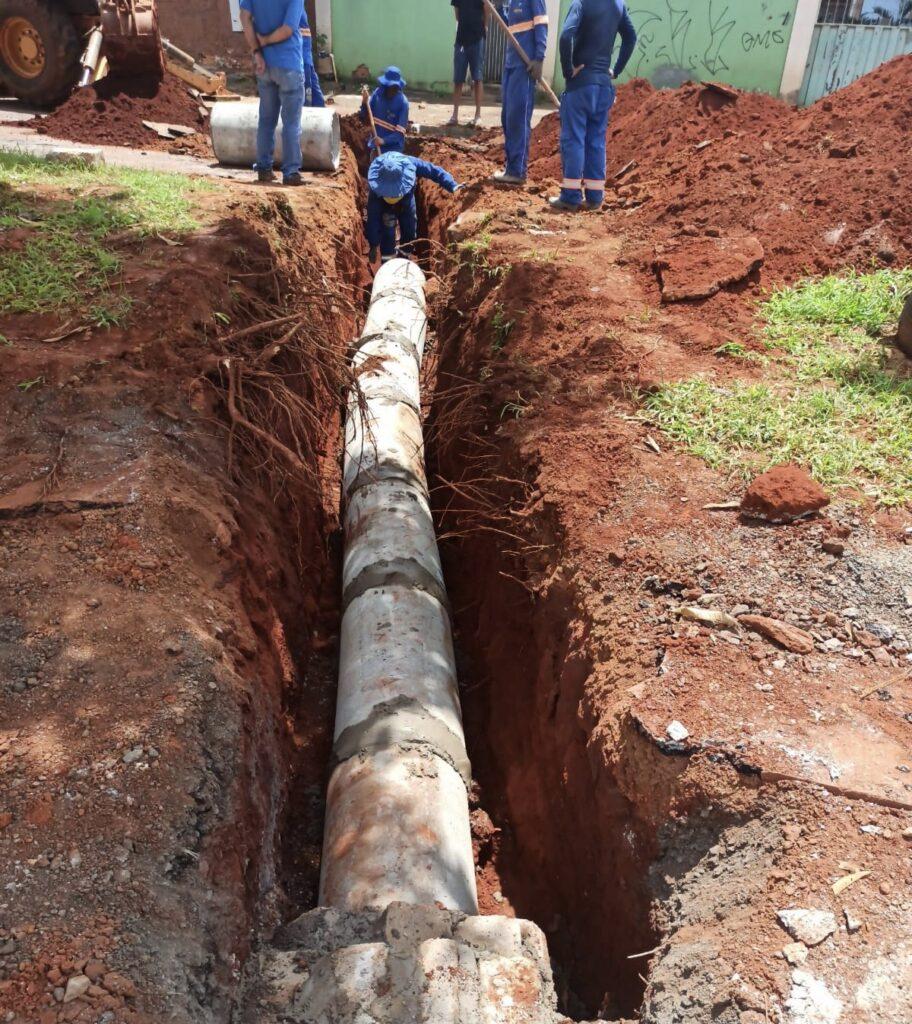 Parque Oeste Industrial, Novo Planalto e Jardim Pompéia recebem instalação de galeria pluvial