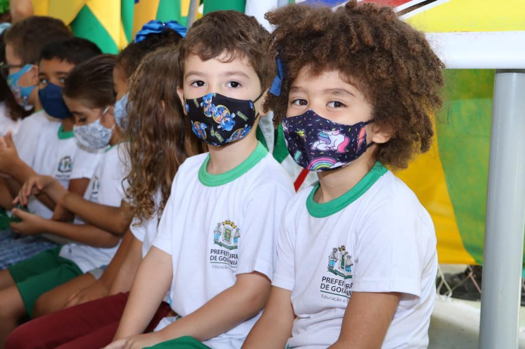 Prefeitura aperfeiçoa Plano Pedagógico em escolas e CMEIs de Goiânia