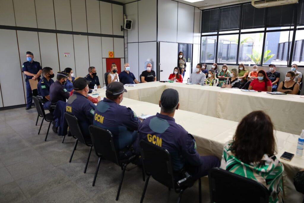Prefeitura trabalha para melhorar fluxo de informações aos pacientes e segurança nas unidades de saúde de Goiânia
