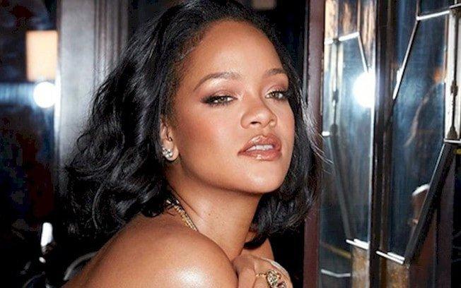 Rihanna está gravida pela primeira vez
