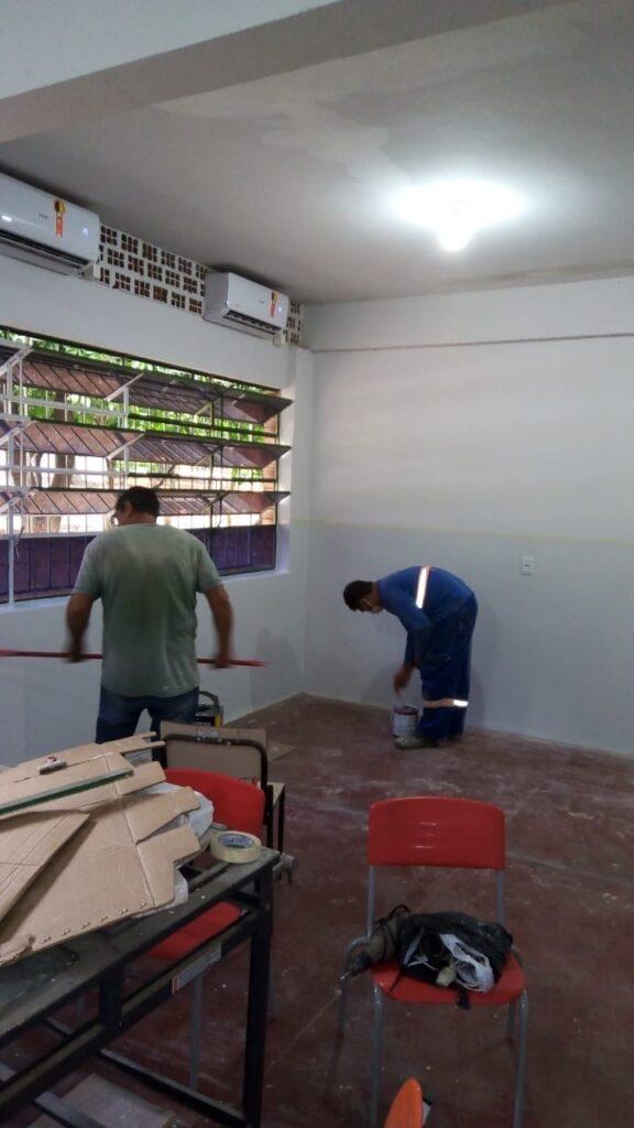 Seinfra leva melhorias a Cmei no Leste Universitário e escolas em três bairros