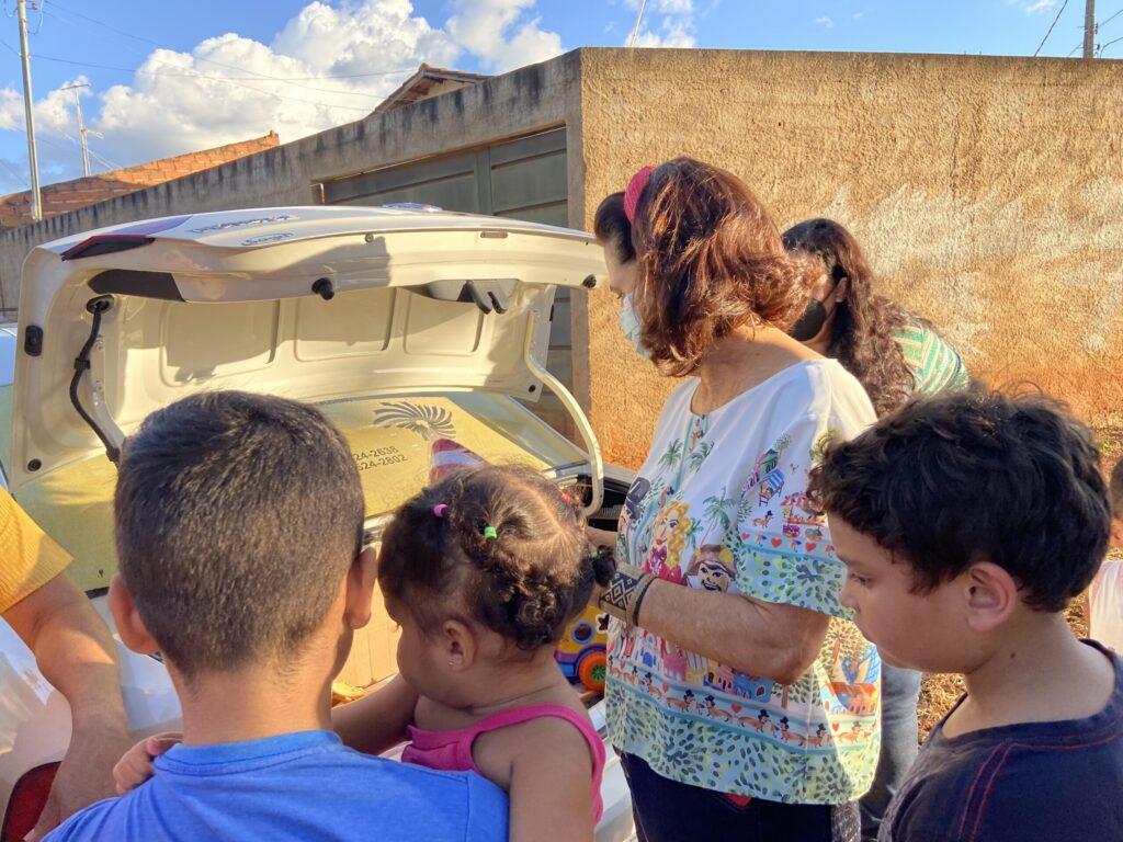 SMDHPA realiza entrega de brinquedos arrecadados por campanha solidária