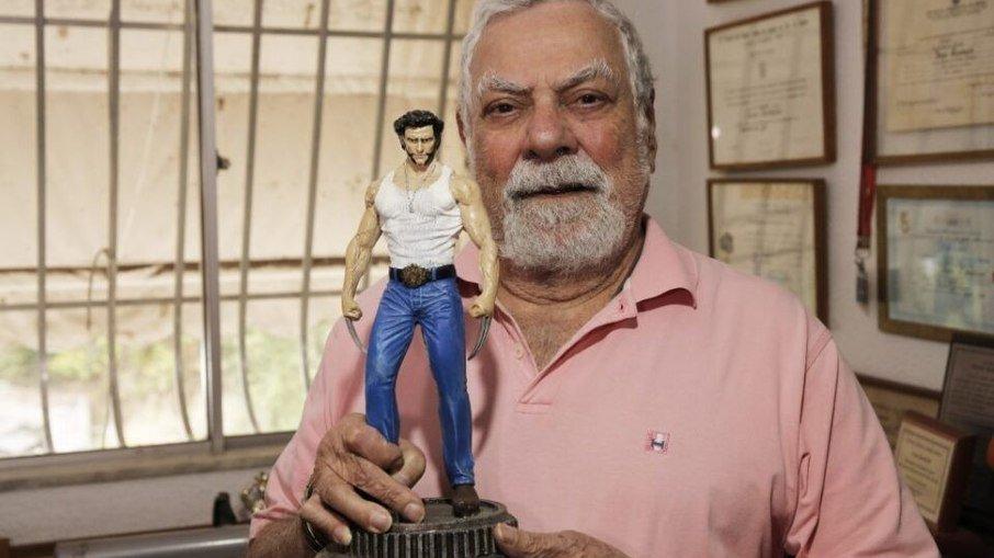 Dublador do Wolverine, Isaac Bardavid morre aos 90 anos