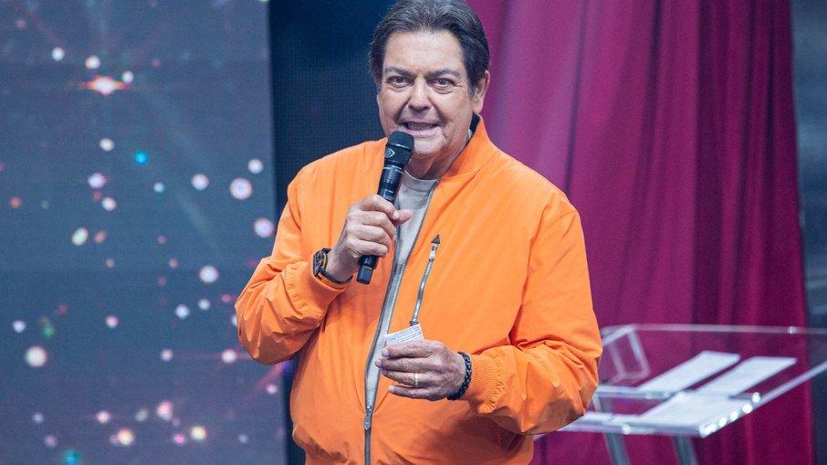 Faustão lança reality com sertanejos para alavancar audiência na Band