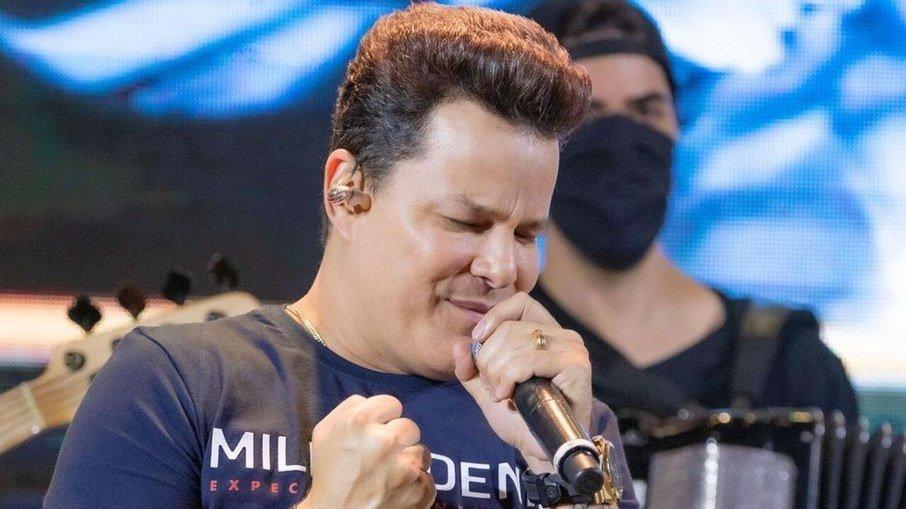 João Neto, da dupla com Frederico, anuncia que está com câncer