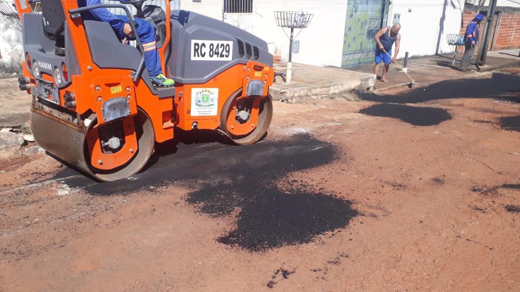Prefeitura de Goiânia aplica 140 toneladas de massa asfáltica, só nesta quarta-feira (23/02)