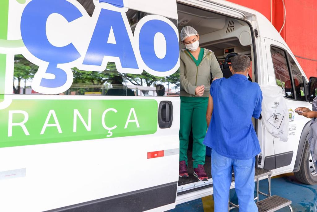 Prefeitura de Goiânia leva van da VacinAção a cinco regiões, nesta semana
