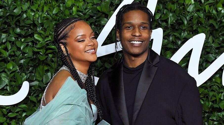 Rihanna quer casar com A$AP Rocky depois que 1º filho nascer, diz site
