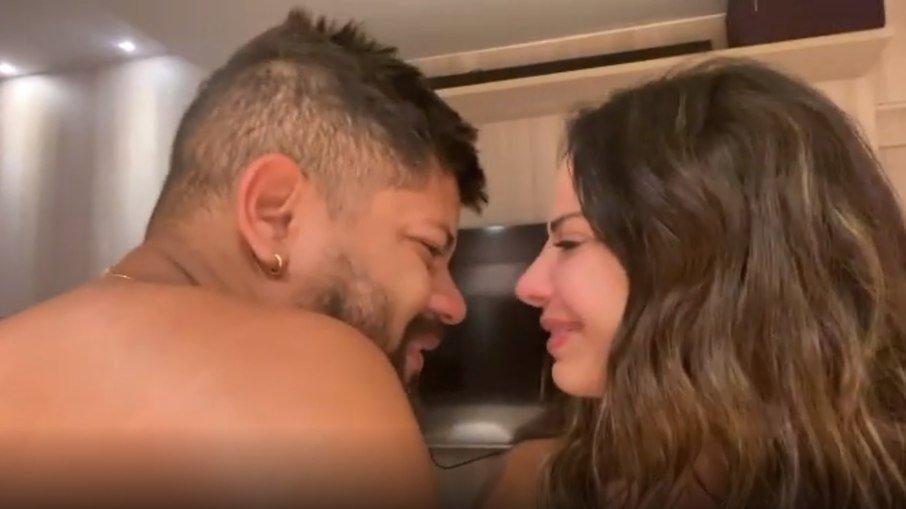 Viviane Araújo anuncia gravidez: 