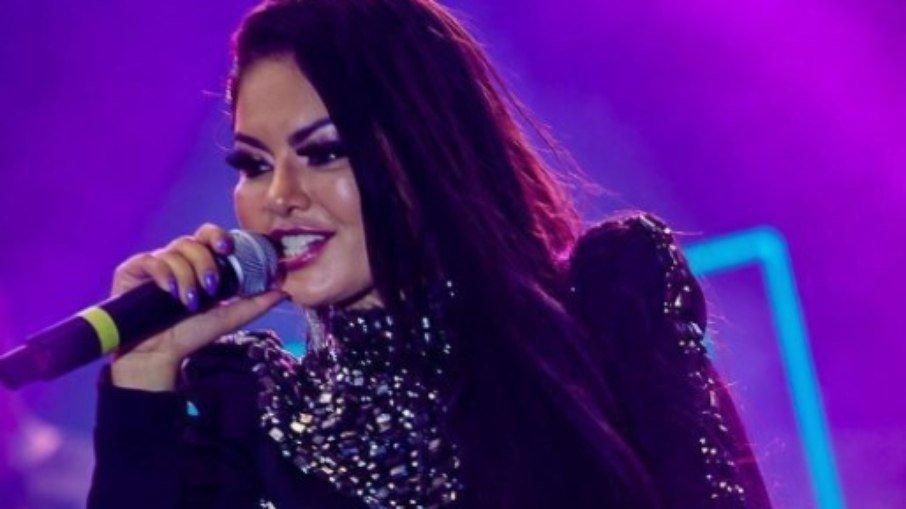 Vocalista da banda Calcinha Preta, Paulinha tem piora na UTI