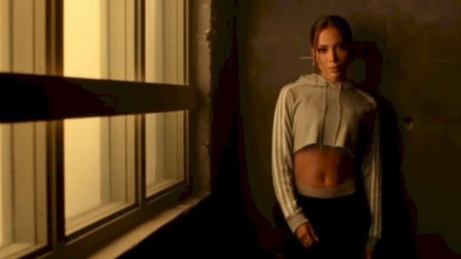 Anitta entra no top 10 de músicas mais tocadas no mundo com 