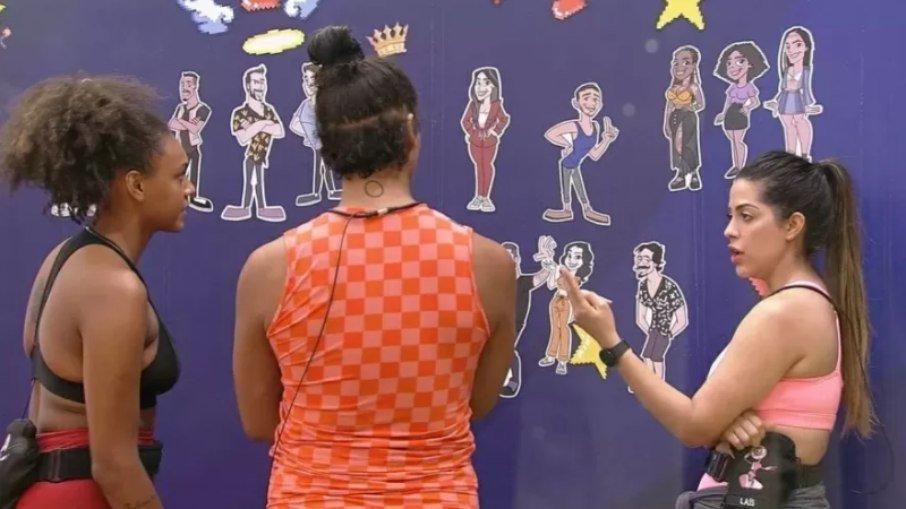 'BBB 22': Laís, Linn e Jessi planejam paredão masculino