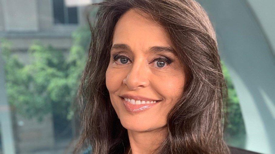 Carla Vilhena pede demissão da CNN após discussão com a chefia