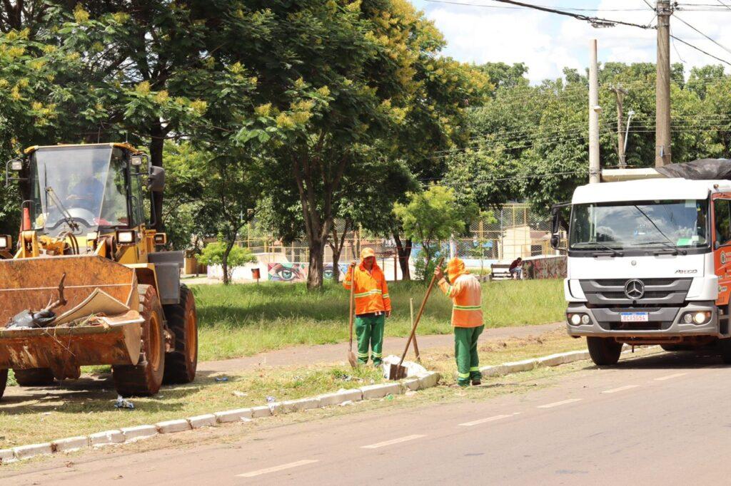 Em seis dias, Comurg recolhe 5 mil toneladas de entulho na Região Norte da capital