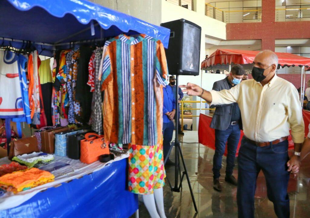 Goiânia lidera criação de empregos, e primeiro ano de gestão de Rogério Cruz tem saldo positivo de 35.871vagas