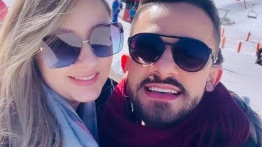 Influencer Jeziel Rosa curte férias na Espanha