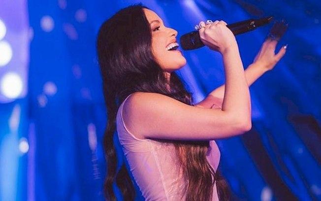 Juliette homenageia Marília Mendonça em primeiro show de sua turnê