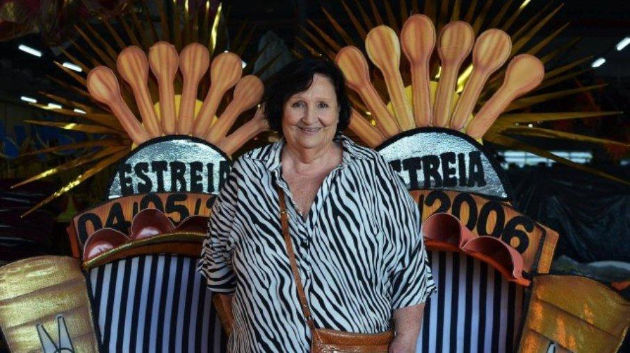 Mãe de Paulo Gustavo visita São Clemente: 