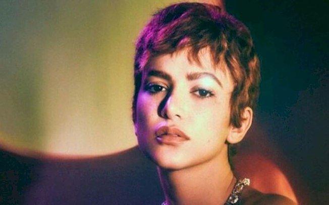 Manu Gavassi é a nova estrela da websérie especial do QuintoAndar