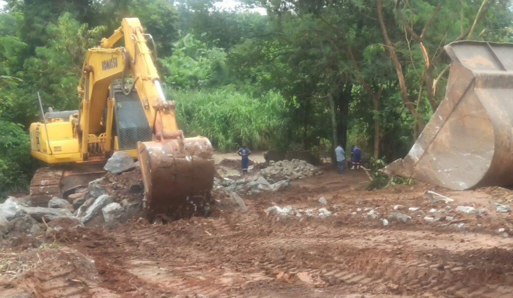 Prefeitura de Goiânia realiza obras para conter erosão no Jardim Mirabel, e coloca 291 servidores em frentes de trabalho