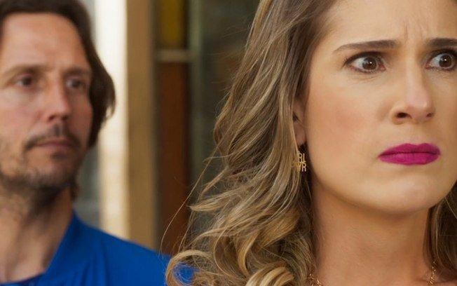 Quanto Mais Vida, Melhor: Teca quase é esfaqueada e acaba raptada