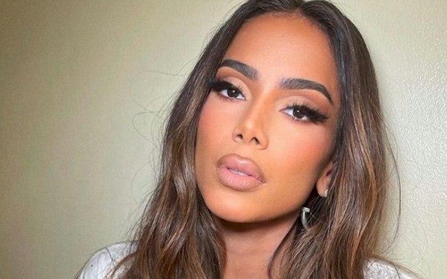 Anitta é criticada ao alegar querer levar energia de 