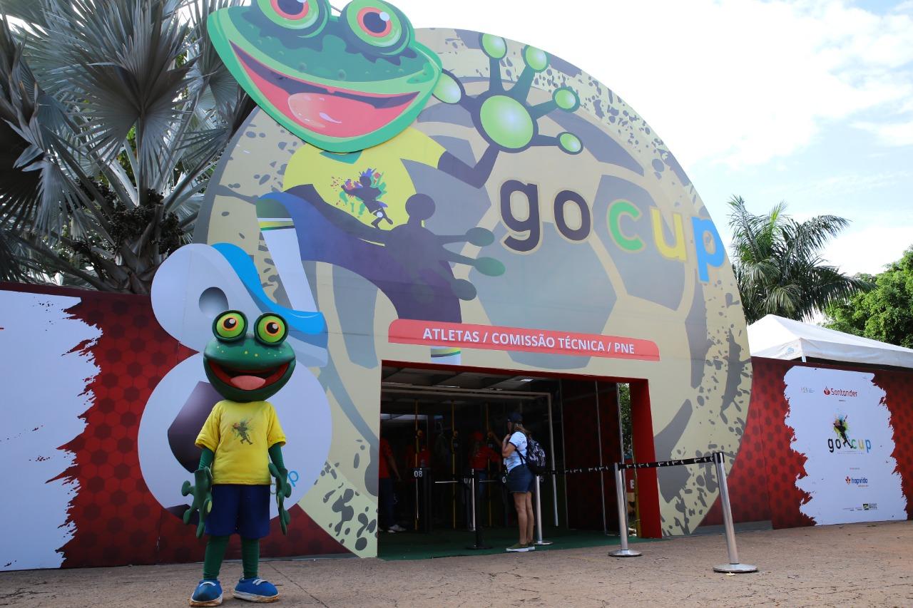 Aparecida sedia maior evento de futebol infantil do mundo