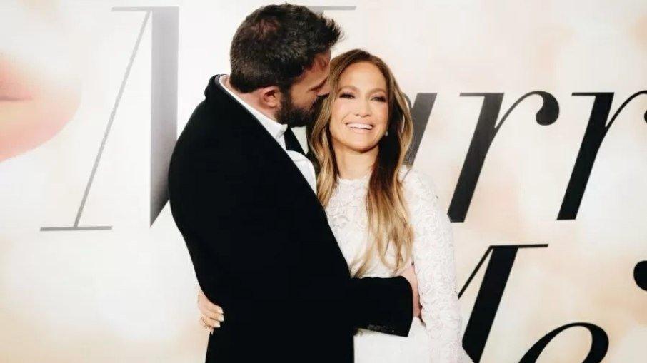 Jennifer Lopez e Ben Affleck assumem noivado pela segunda vez