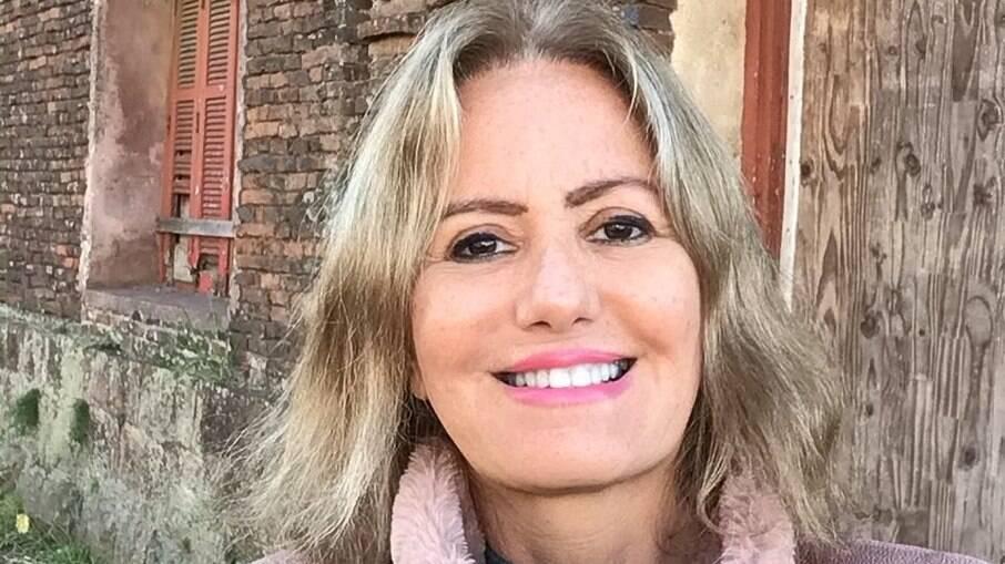 Letícia Dornelles comemora reprise de sua novela na emissora de Silvio