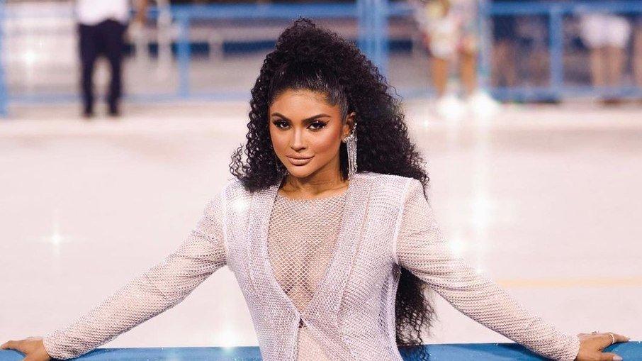 Mileide Mihaile gasta R$ 130 mil com fantasias para o Carnaval