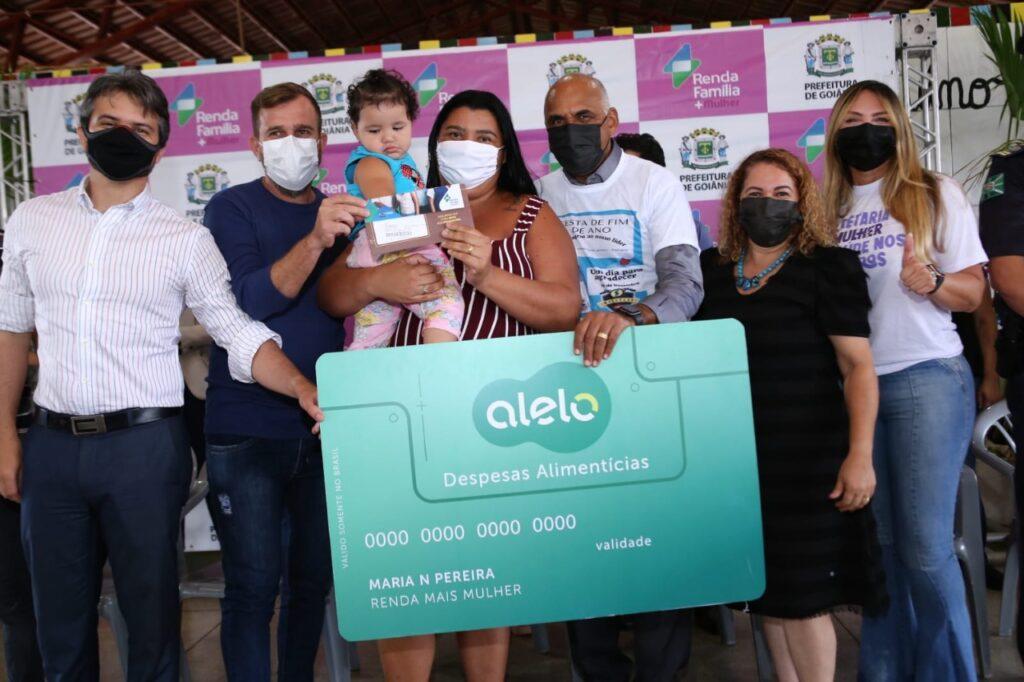 Prefeitura de Goiânia divulga cronograma de entrega de 4.273 cartões da 3ª etapa do programa Renda Família + Mulher