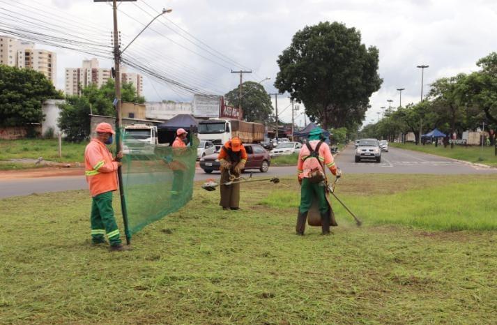 Prefeitura de Goiânia faz limpeza, revitalização e manutenção de espaços públicos em 41 bairros, nesta segunda-feira (11/04)