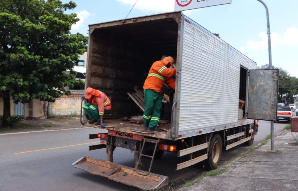 Prefeitura de Goiânia retira 23 toneladas de bens inservíveis de calçadas e canteiros públicos, em oito dias de Maratona de Limpeza