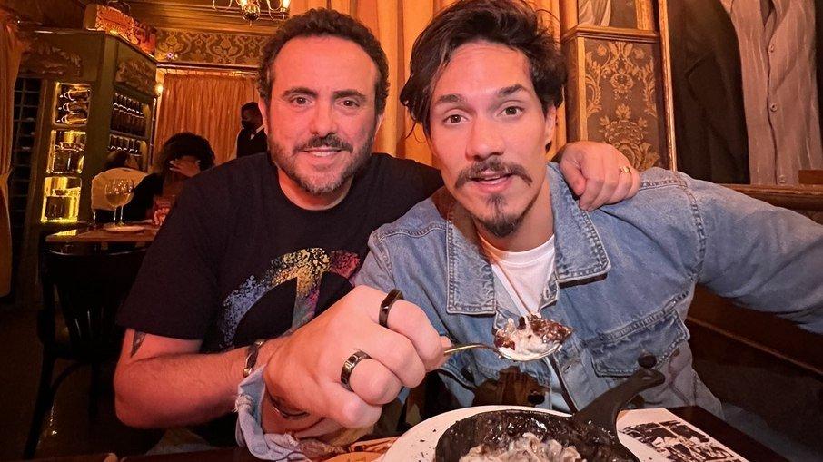 BBB: Eliezer Neto vira nome de sobremesa no menu do Paris 6; veja foto