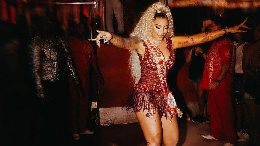 Carnaval: após críticas na estreia, Rafaella Santos agradece Salgueiro