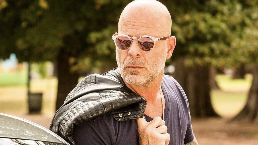 Esposa de Bruce Willis fala da afasia: 'Afetou minha saúde mental'