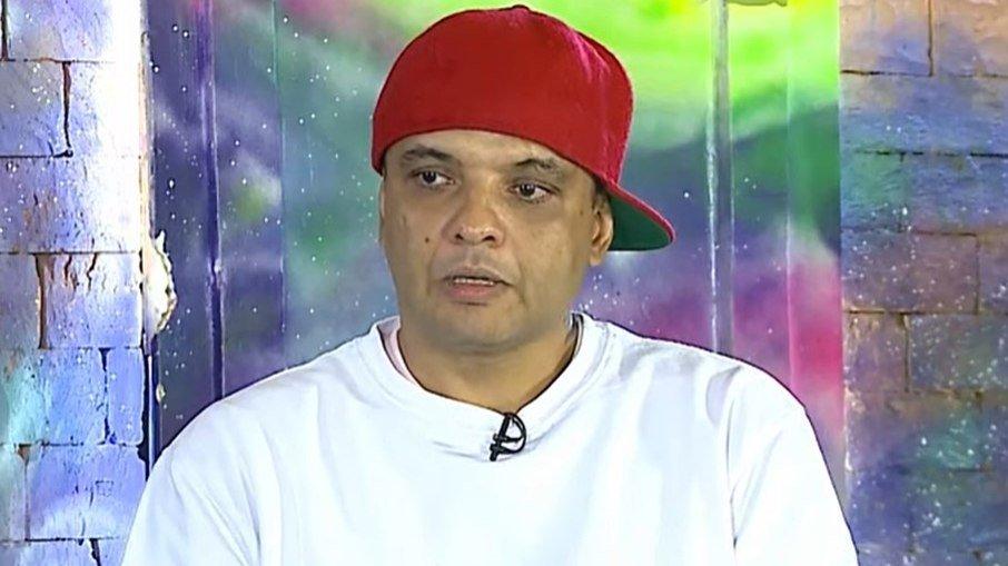 Ex-A Fazenda revela ter morado nas ruas após sofrer abuso sexual