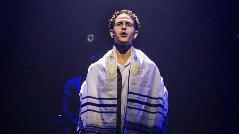 Igor Jansen analisa amadurecimento com trabalhos na TV e no teatro