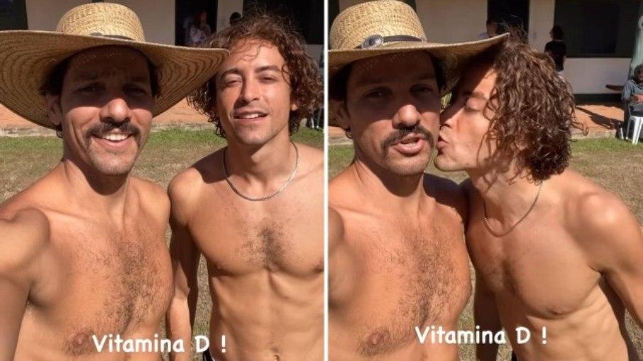Jesuíta Barbosa dá beijinho em Guito durante gravações de 'Pantanal'