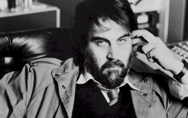 Morre Vangelis, compositor de Carruagens de Fogo e Blade Runner, aos 79 anos
