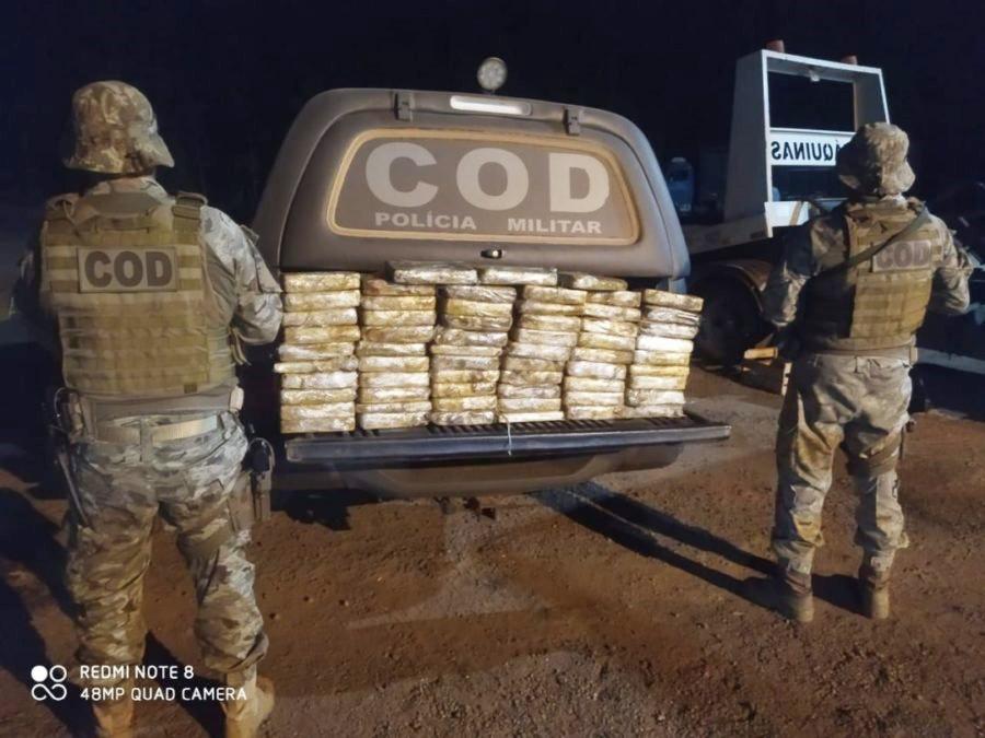 PM e PRF apreendem duas toneladas de maconha na BR-153