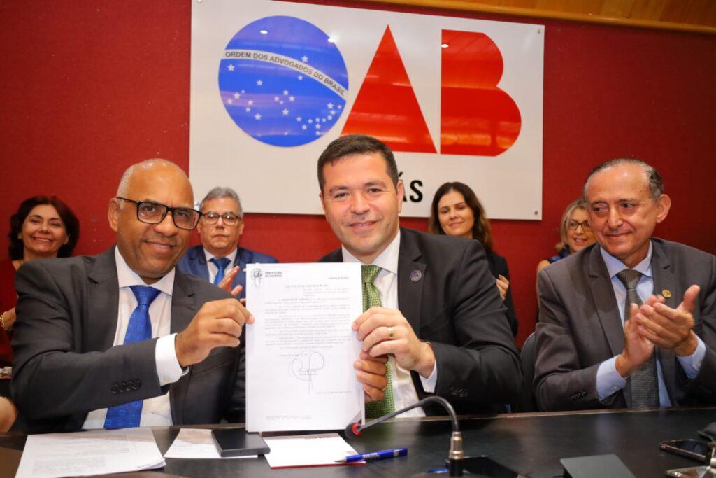 Rogério Cruz sanciona lei que cede área municipal para construção da nova sede da OAB-GO