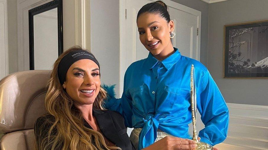 Andressa Barros elogia Nicole Bahls após harmonização facial: 