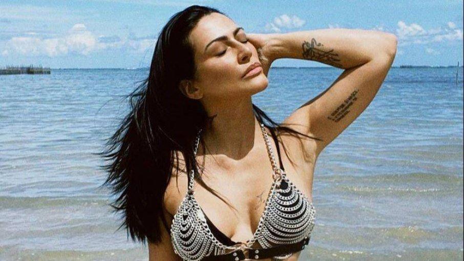 Cleo Pires revela que já esteve em relacionamentos abusivos em livro