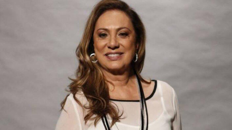 Eliane Giardini defende o uso de vibradores: 'Bem-estar'