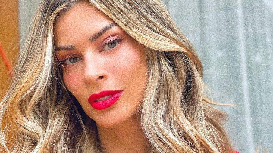 Grazi Massafera descarta namoro: ‘Apaixonada por mim mesma’